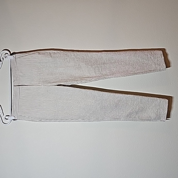 Zara Pants Trouser Slacks Seersucker Stripe Mid-Rise Stretch White Tan Ankle M - Picture 1 of 14